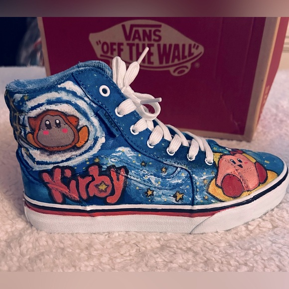 Custom Vans - Picture 9 of 15